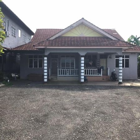 Cozy Homestay Che Yang Куала-Тренгану Экстерьер фото
